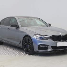 BMW Řada 5 530d xDrive / 19536124