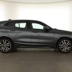 Foto inzerátu BMW X2 xDrive18d