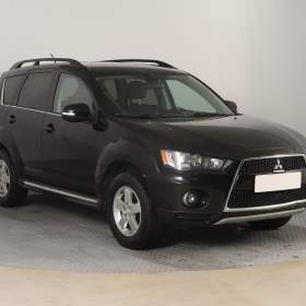 Mitsubishi Outlander 2.2 DI- D / 19536582