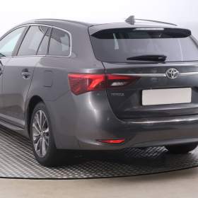 Foto inzerátu Toyota Avensis 2.0 D-4D