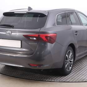 Foto inzerátu Toyota Avensis 2.0 D-4D