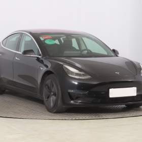Tesla Model 3 Long Range 4WD 78kWh / 19536978