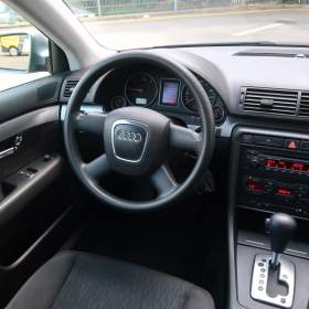 Audi A4 2.0 TDI / 19537041