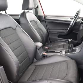 Foto inzerátu Volkswagen Golf 1.2 TSI