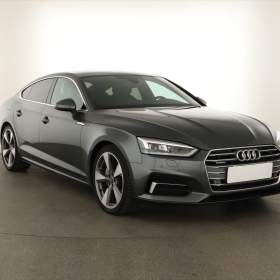 Audi A5 2.0 TDI / 19537142