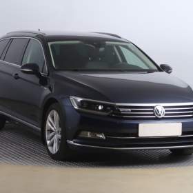 Volkswagen Passat 2.0 BiTDI / 19538725