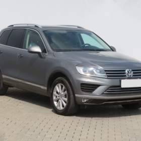 Volkswagen Touareg 3.0 V6 TDI / 19538743