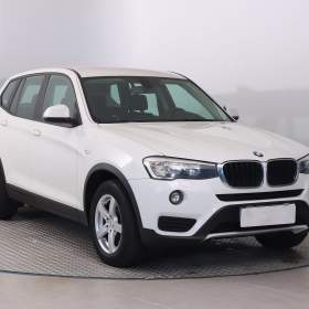 BMW X3 xDrive20i / 19538812