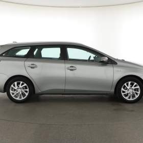 Foto inzerátu Toyota Auris Hybrid