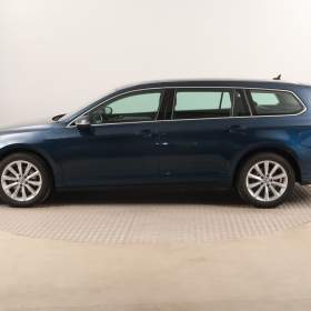 Foto inzerátu Volkswagen Passat 2.0 TDI