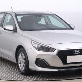 Hyundai i30 1.4 CVVT / 19538897