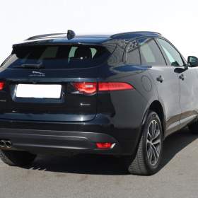 Foto inzerátu Jaguar F-Pace 20d AWD