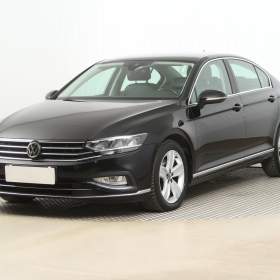 Foto inzerátu Volkswagen Passat 1.5 TSI