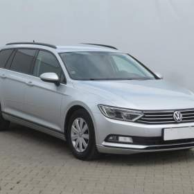 Volkswagen Passat 1.6 TDI / 19541679