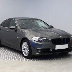 BMW Řada 5 530d xDrive / 19541700