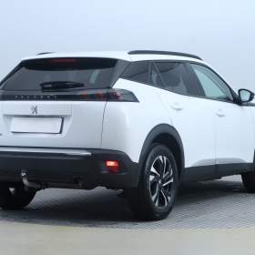 Foto inzerátu Peugeot 2008 1.2 PureTech