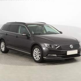 Volkswagen Passat 2.0 TDI / 19542836