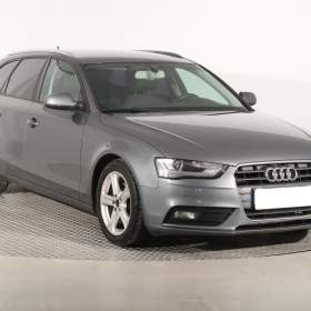 Audi A4 2.0 TDI / 19542847