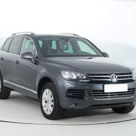 Foto inzerátu Volkswagen Touareg 3.0 TDI