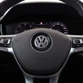 Foto inzerátu Volkswagen Touareg 3.0 TDI