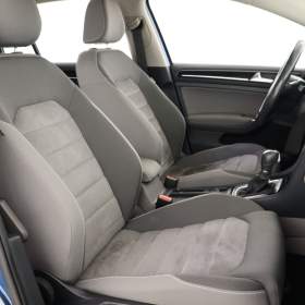 Foto inzerátu Volkswagen Golf 2.0 TDI