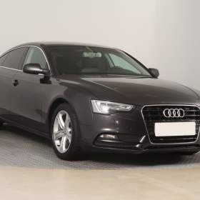 Audi A5 2.0 TDI / 19544137