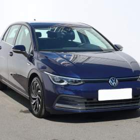 Volkswagen Golf 1.5 eTSI / 19544146