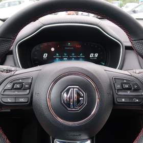 Foto inzerátu MG HS 1.5 TGI