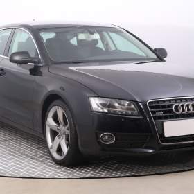 Audi A5 2.0 TDI / 19544159