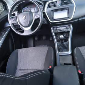 Foto inzerátu Suzuki SX4 S-Cross 1.6 VVT