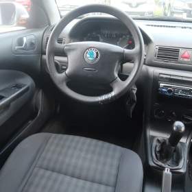 Škoda Octavia 1.6 / 19547010