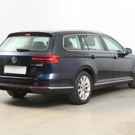 Foto inzerátu Volkswagen Passat 2.0 TDI