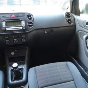 Foto inzerátu Volkswagen Golf 1.4 i 16V