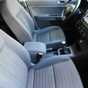 Foto inzerátu Volkswagen Golf 1.4 i 16V