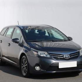 Toyota Avensis 2.0 D- 4D / 19547082