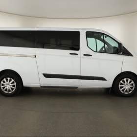 Foto inzerátu Ford Tourneo Custom 2.0 EcoBlue