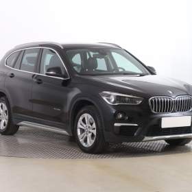 BMW X1 xDrive20i / 19551793