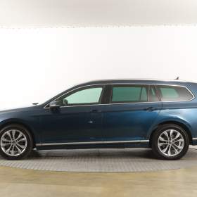 Foto inzerátu Volkswagen Passat 2.0 TDI