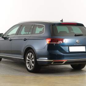 Foto inzerátu Volkswagen Passat 2.0 TDI