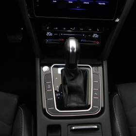 Foto inzerátu Volkswagen Passat 2.0 TDI