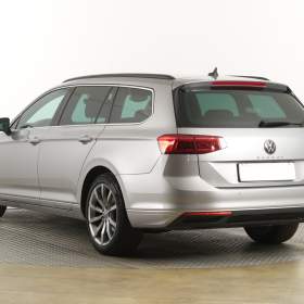 Foto inzerátu Volkswagen Passat 2.0 TDI