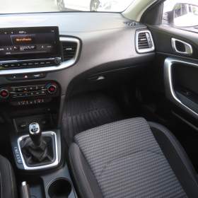 Foto inzerátu Kia Ceed 1.5 T-GDI