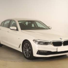 BMW Řada 5 520d xDrive / 19555052