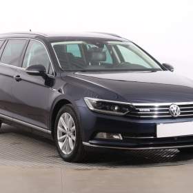 Volkswagen Passat 2.0 TDI / 19555145