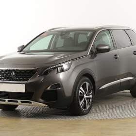 Foto inzerátu Peugeot 5008 PureTech 130