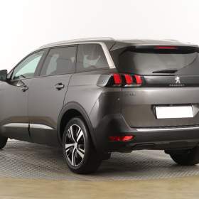 Foto inzerátu Peugeot 5008 PureTech 130