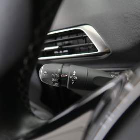 Foto inzerátu Peugeot 5008 PureTech 130