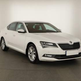 Škoda Superb 2.0 TDI / 19555438