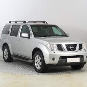 Nissan Pathfinder 2.5 dCi / 19555686