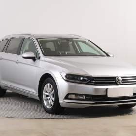 Volkswagen Passat 2.0 TDI / 19555913